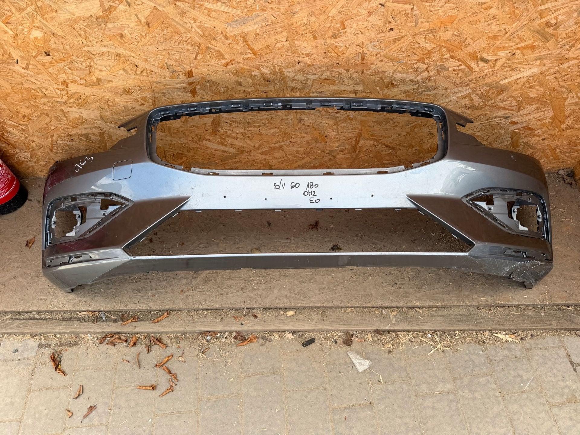 Pare-chocs avant Volvo S60 III V60 II V60, Gunnar Engellaus vag 8
405 31  Gothenburg, SE, Pare-chocs, Info@volvocars.com, Volvo Car Corporation