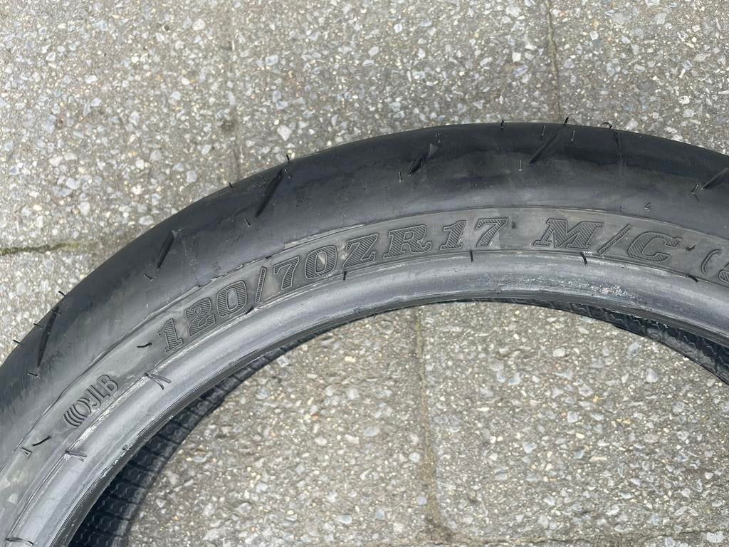 Banden moto . Bridgestone - Dunlop, Motoren, Ophalen, Gebruikt