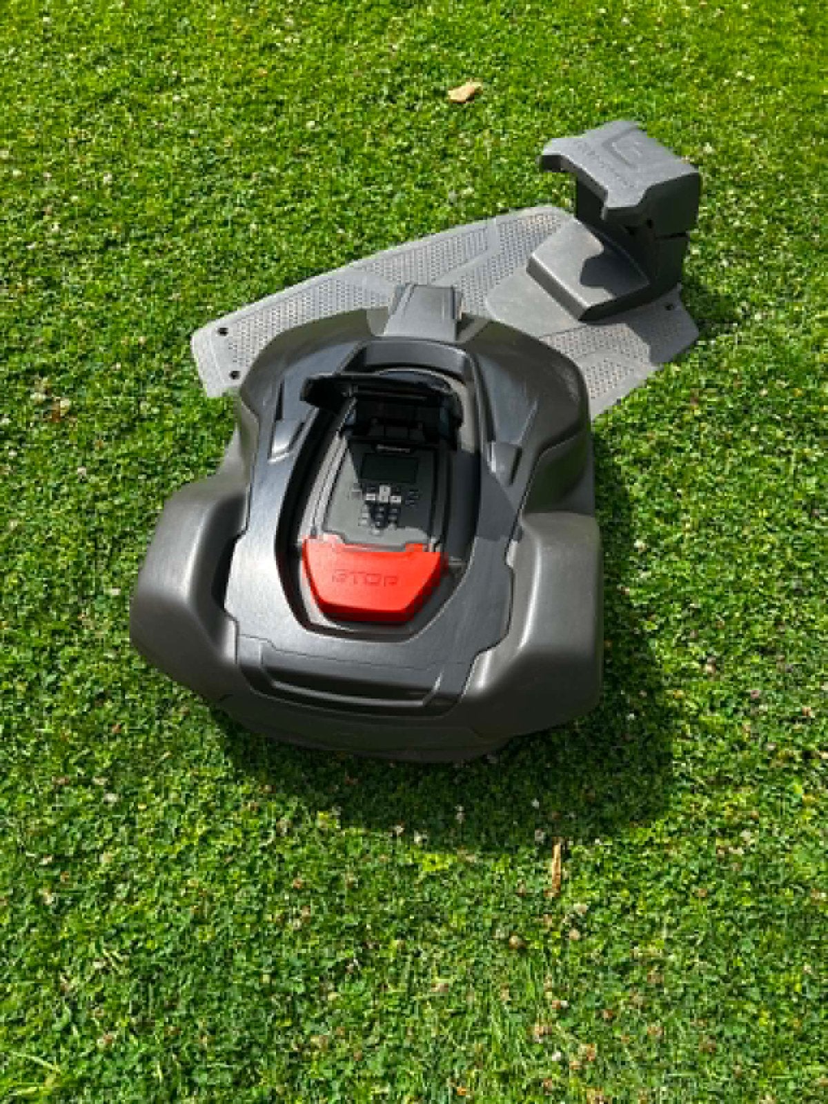 Robot tondeuse Huqsvarna Automower 450X, Enlèvement, Utilisé