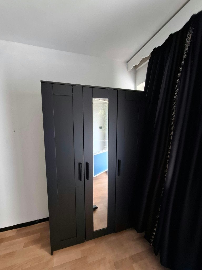 BRIMNES Kledingkast met 3 deuren, zwart, 117x50x190 cm, Ophalen, 100 tot 150 cm, 150 tot 200 cm, 50 tot 75 cm