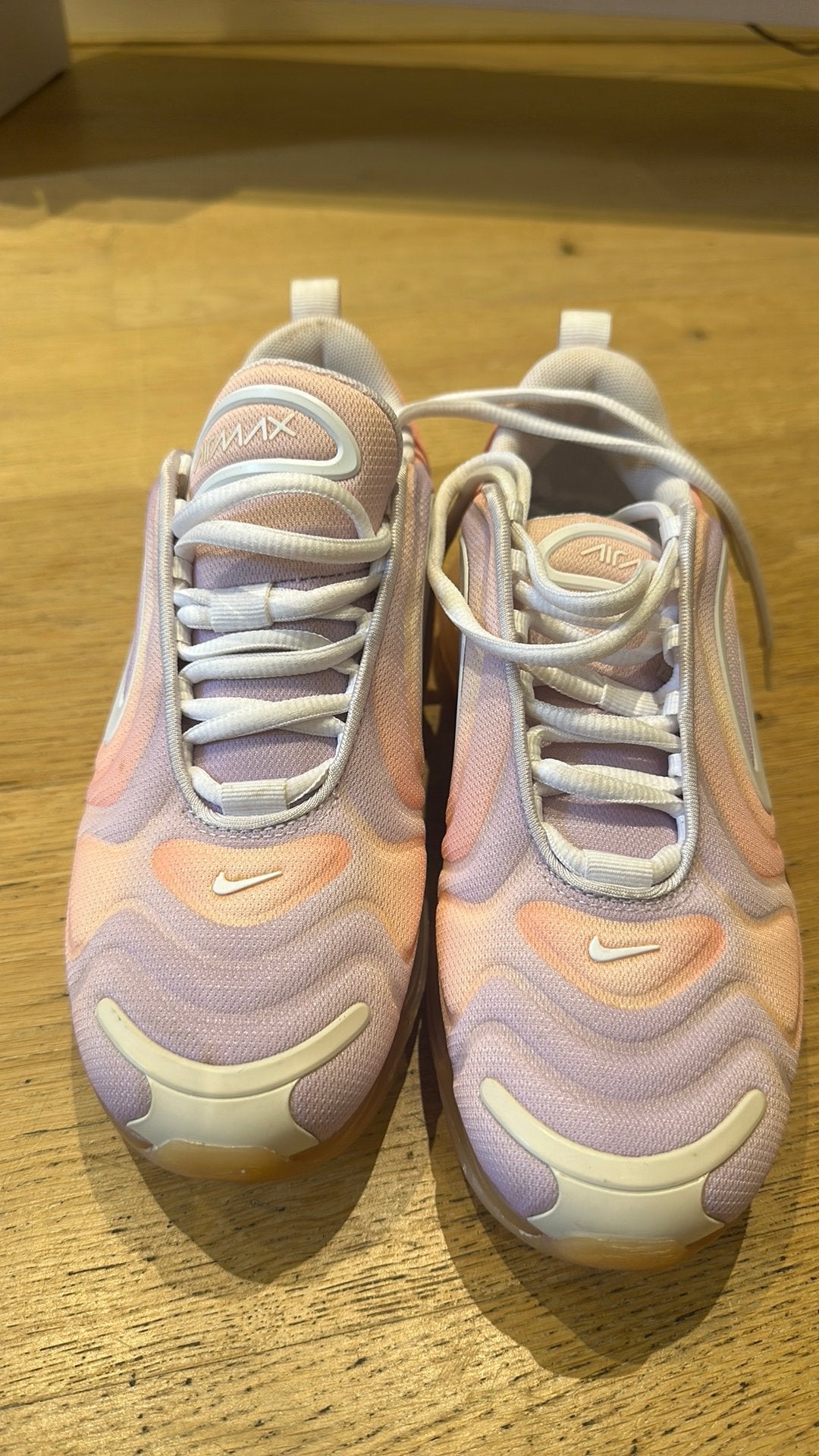 Baskets AIR MAX 720, Enlèvement, Comme neuf