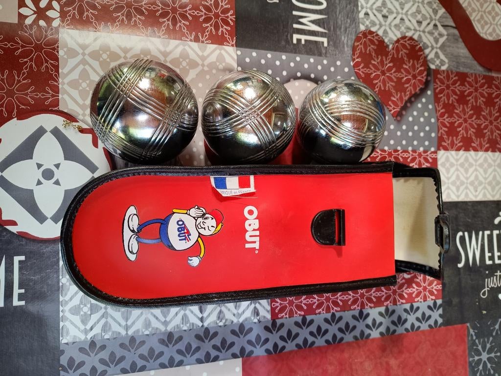 Over petanqueballen, Sport en Fitness, Bowlen, Ophalen of Verzenden