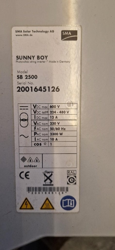 SMA omvormer Sunny Boy SB2500, Doe-het-zelf en Bouw, Zonnepanelen en Toebehoren, Ophalen, Zo goed als nieuw, Compleet systeem