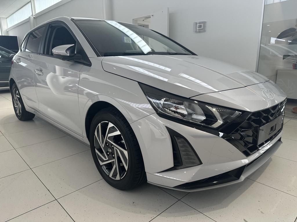 Hyundai i20 Twist#1 (automatique), Autos, Hyundai, Argent ou Gris, 998 cm³, Entreprise, 1110 kg