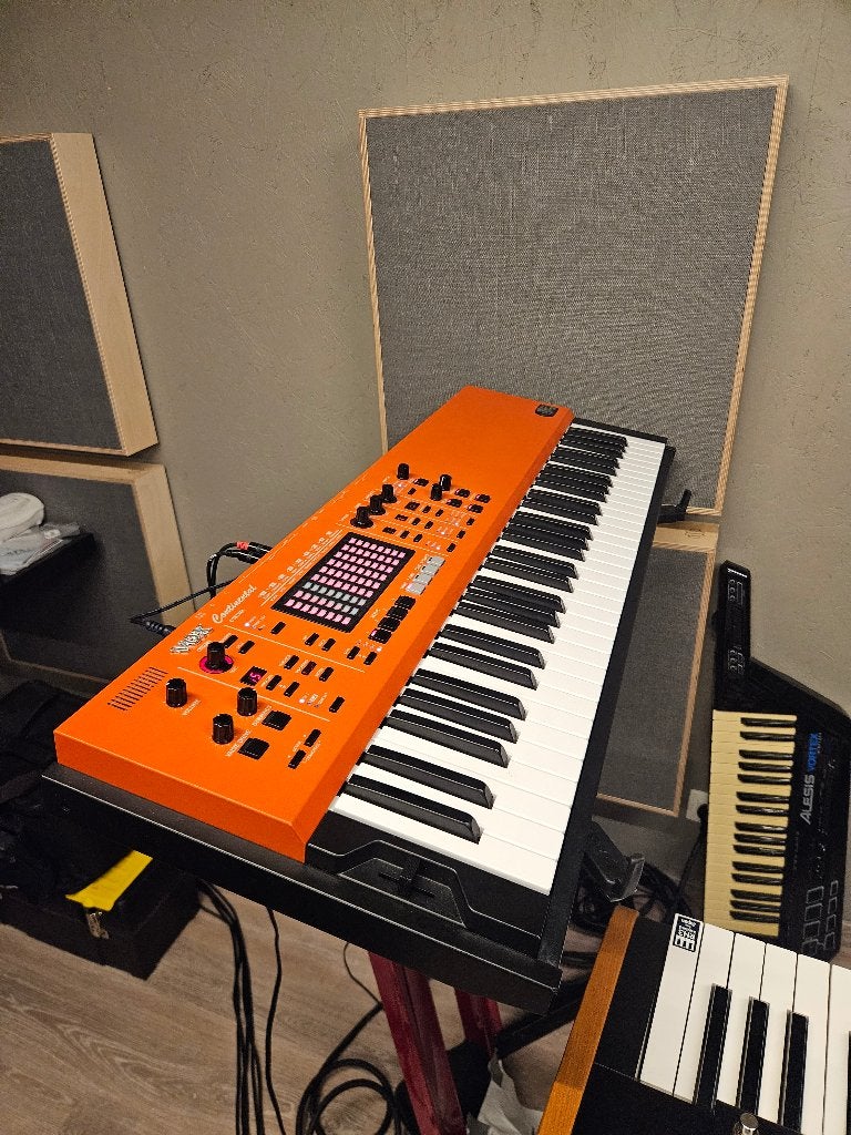 VOX Continental, Musique & Instruments, Claviers, Comme neuf, 61 touches, Autres marques, Sensitif, Connexion MIDI, Enlèvement
