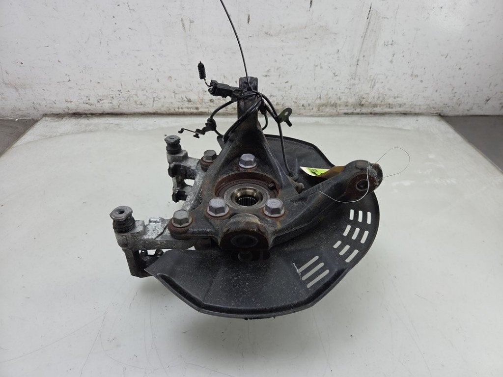FUSEE AVANT DROITE Yaris Cross (PB1 / PJ1) (|4321102410|), Dhr. J. Ham, Administratie@autoham.nl, Toyota, Utilisé