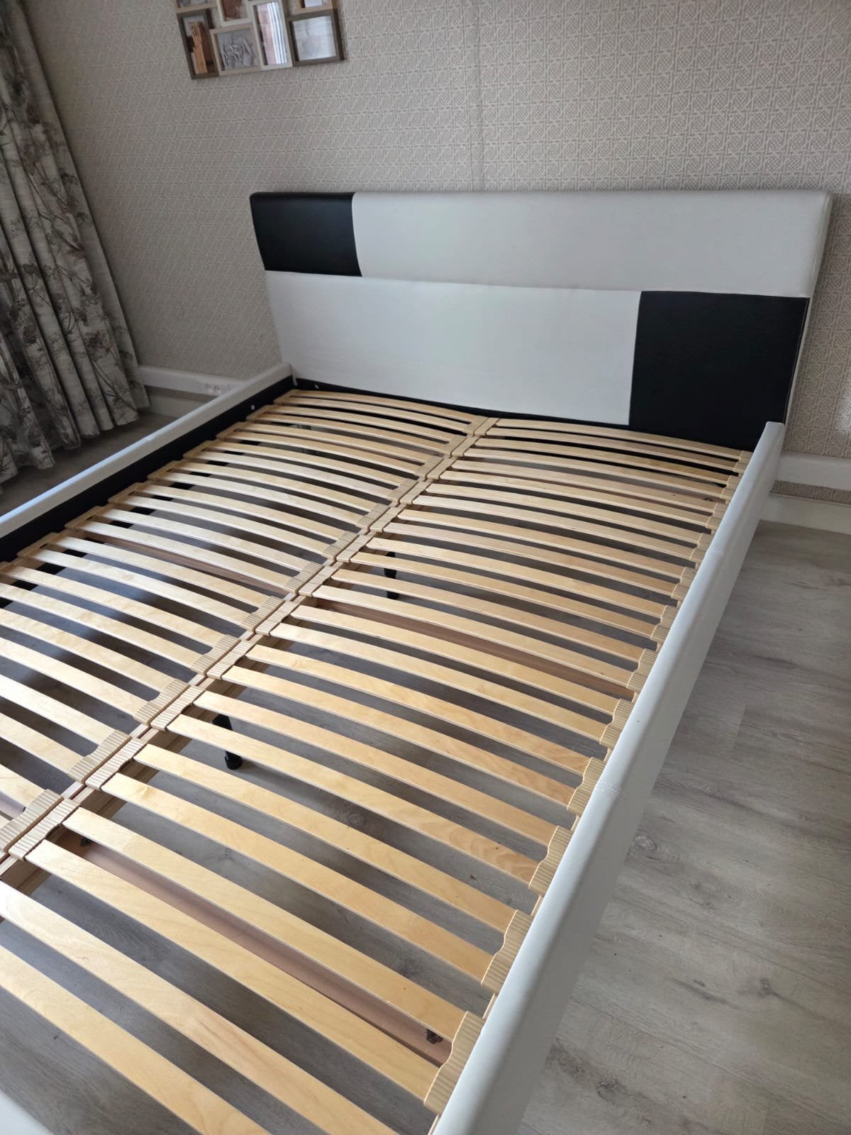 Twee persoons bed, Huis en Inrichting, Ophalen, Zo goed als nieuw