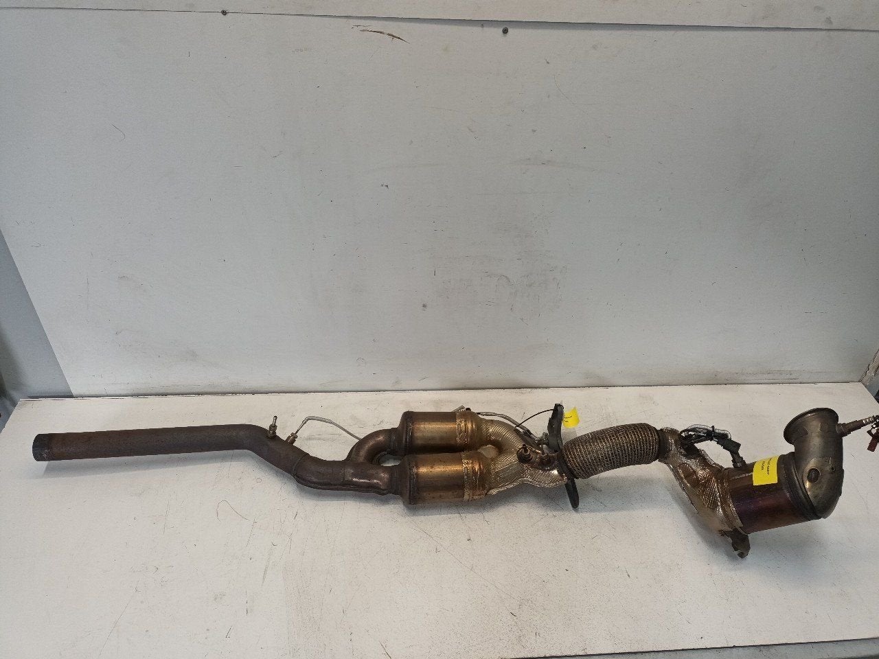 Katalysator Volkswagen Passat, Onderdelen@venauto.nl, Van der Ven Autorecycling B.V., Ettenseweg 76, 4706 PB Roosendaal, The Netherlands