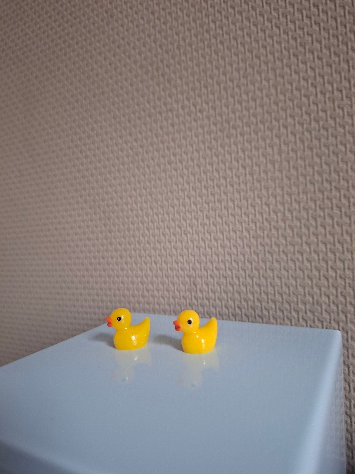 mini eendjes - 10 stuks voor €3,-, Kinderen en Baby's, Nieuw, Ophalen of Verzenden, Inclusief accessoires, Badeend