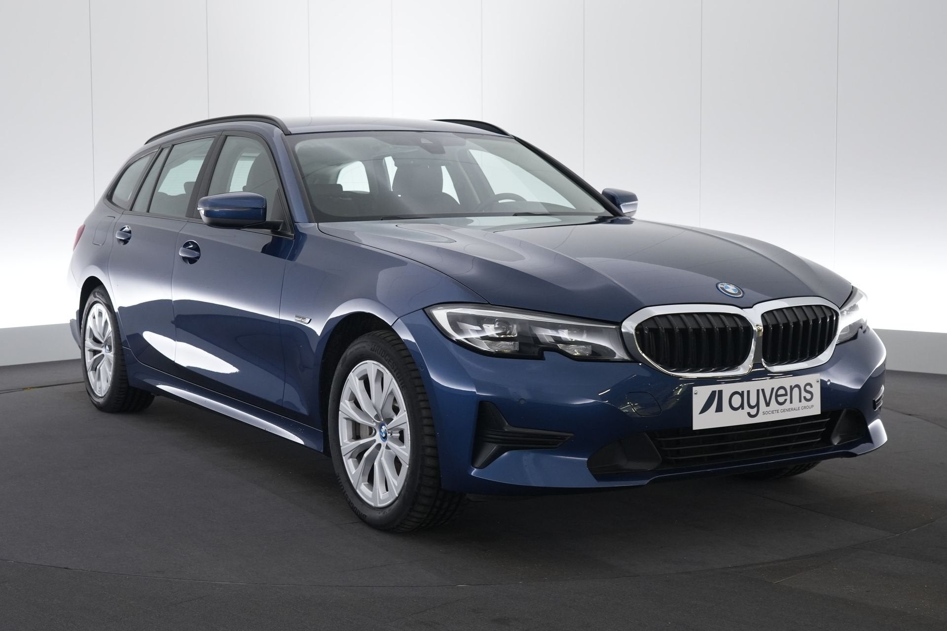 (2BWN765) BMW 3 SERIES TOURING, https://public.car-pass.be/vhr/a4aa58d9-6f8b-4c8b-9ca3-3df9cb2e3701, Achat, Entreprise, Carnet d'entretien