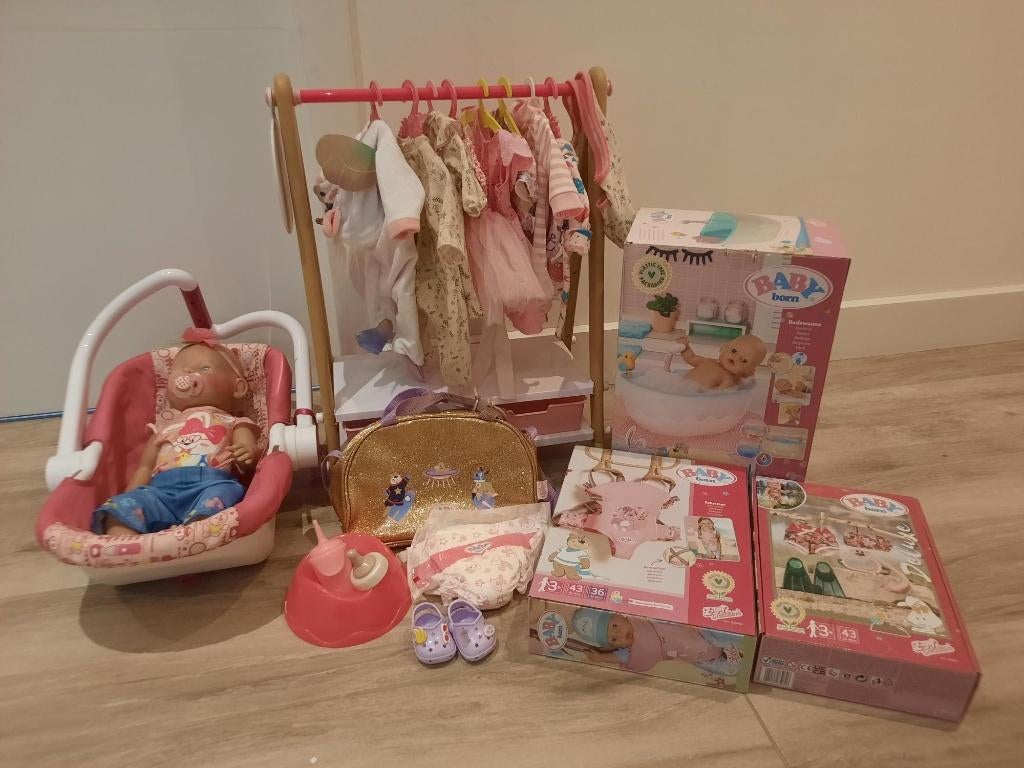 Baby born set, Kinderen en Baby's, Ophalen of Verzenden, Zo goed als nieuw, Babypop