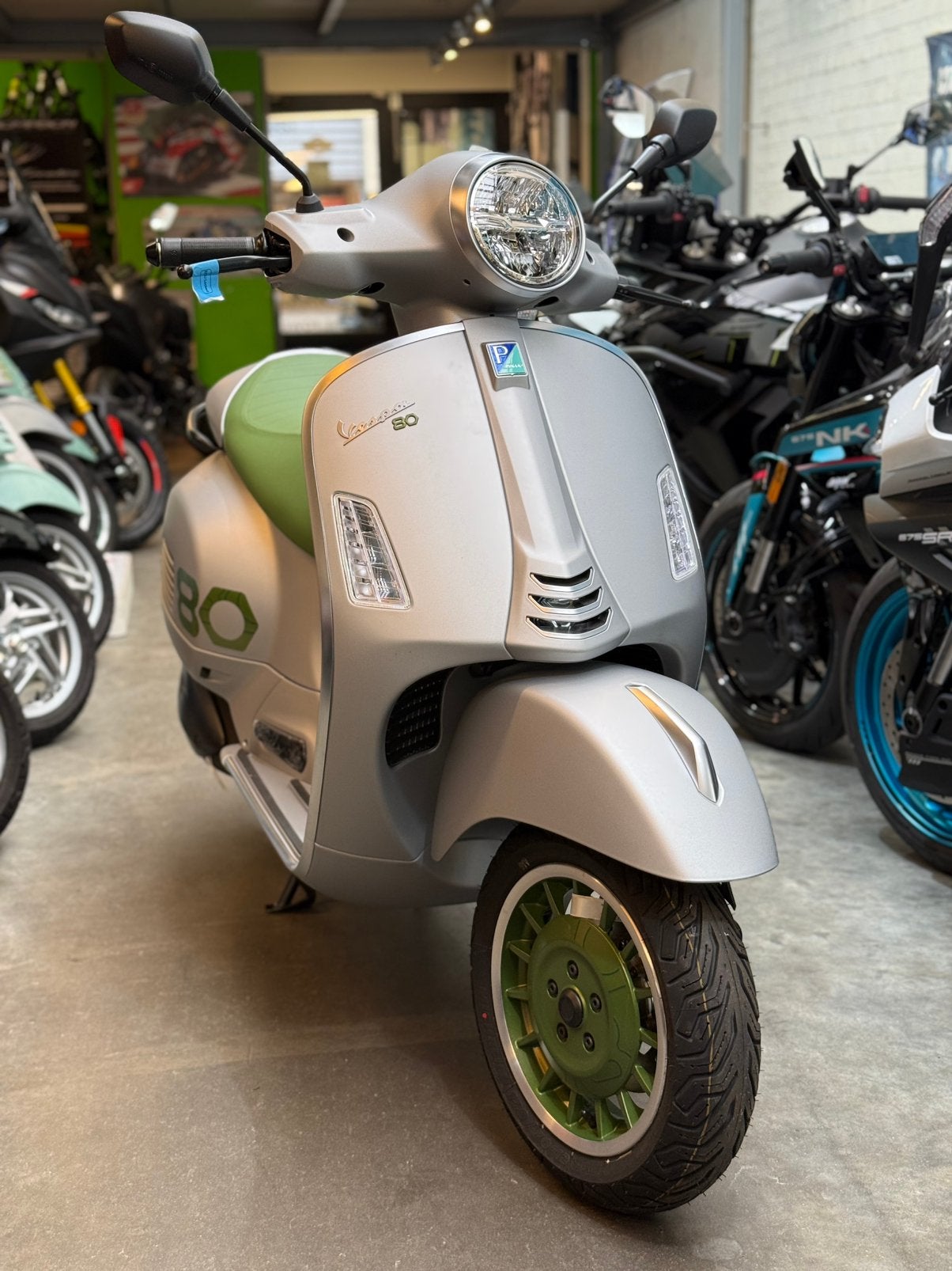 Vespa GTS 310 Ottantesimo – N 661/1946 – Neuve, Enlèvement, Neuf