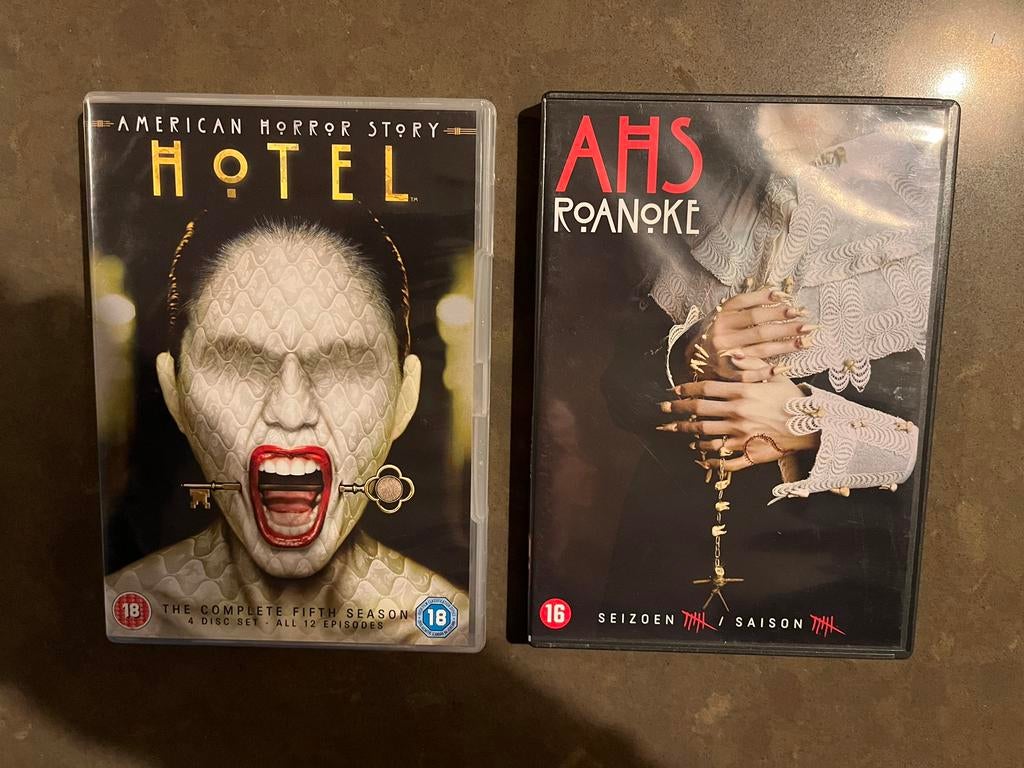 DVD American Horror Story Hotel & Roanoke, Cd's en Dvd's, Dvd's | Horror, Zo goed als nieuw, Gore, Boxset, Vanaf 12 jaar, Ophalen of Verzenden