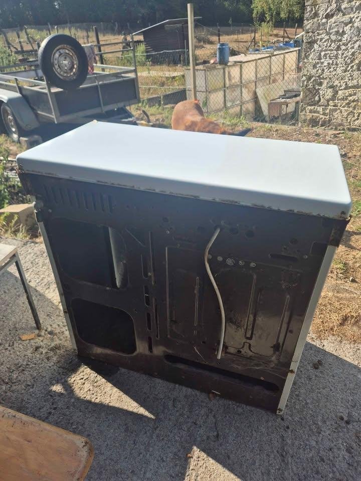 Cuisinière au gaz FRIAC, Electroménager, Cuisinières, Enlèvement, Autoportant, Gaz, 4 zones de cuisson