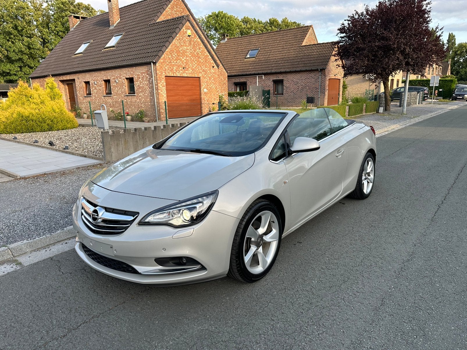Opel cascada☀️ Full option, Autos, Opel, Cuir, Auvent, Achat, Euro 6