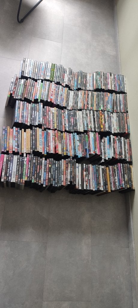 Meer dan 500 dvd's voor maar 20 euro, moet NU weg, Cd's en Dvd's, Alle leeftijden, Ophalen, Gebruikt, Overige genres
