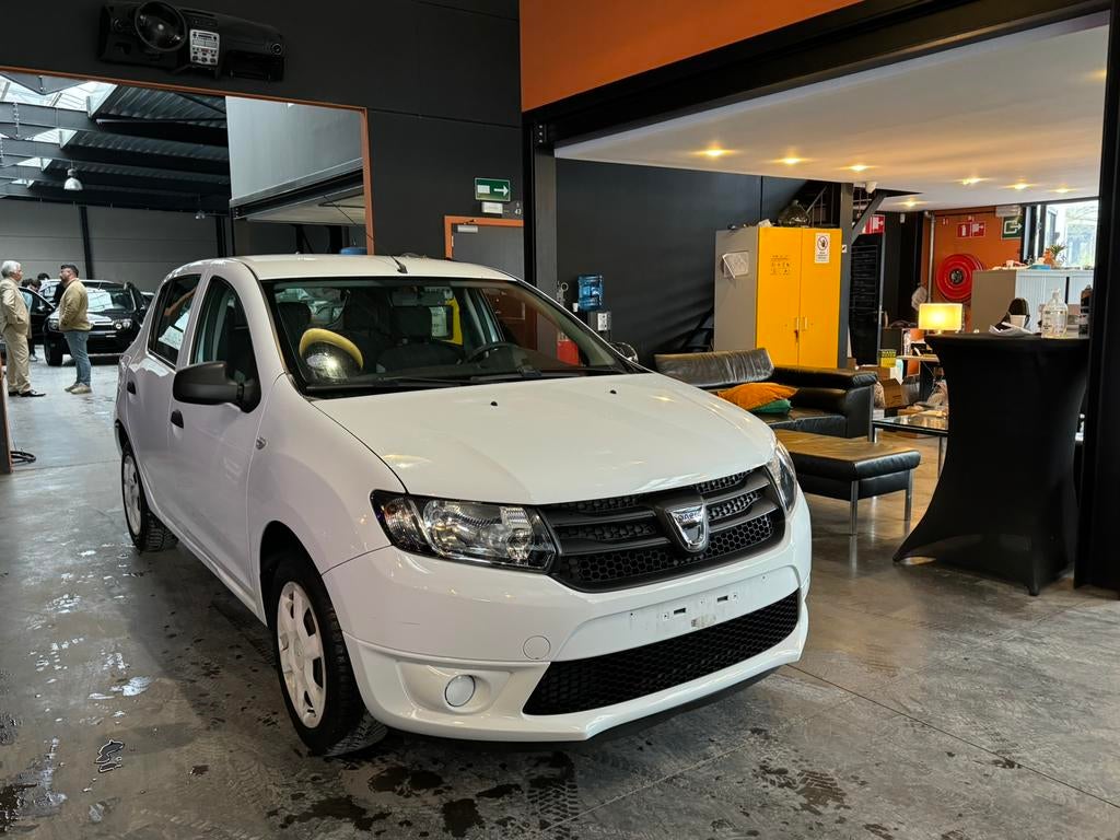 DACIA SANDERO, Auto's, Voorwielaandrijving, Stof, Zwart, Wit