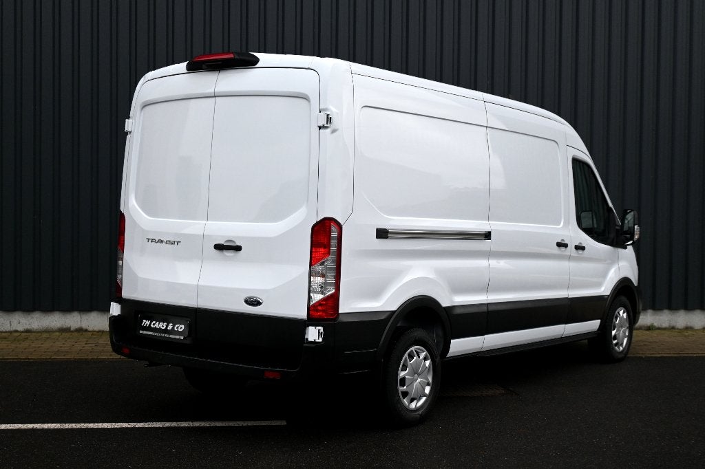 Ford Transit L3H2 Cruise, Camera, Zetelverwarming, BTW, Voorwielaandrijving, Stof, 1995 cc, Euro 6
