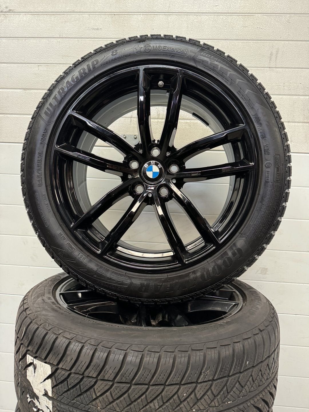 DEMO 18’’ BMW 5 SERIE G30 G31 VELGEN WINTERBANDEN ORIG RFT T, Auto-onderdelen, Banden en Velgen, Banden en Velgen, Winterbanden