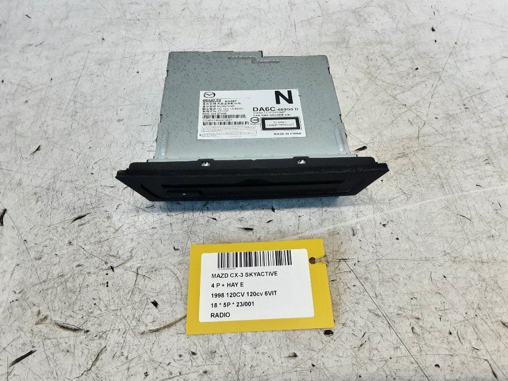 RADIO Mazda CX-3 (DJ / DK) (01-2015/01-2018) (DA6C669G0D), Hitdorfer Straße 73
51371  Leverkusen, DE, Mazda, Utilisé, Info@mazda.de