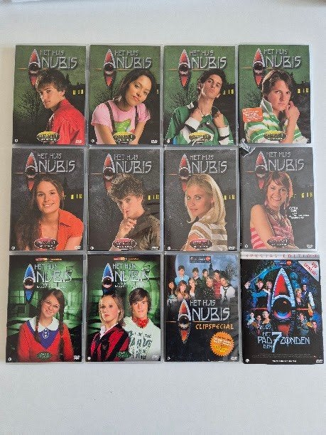 DVD-set - Het Huis Anubis - Studio 100, CD & DVD, DVD | Enfants & Jeunesse, Utilisé, TV fiction, Coffret, Tous les âges, Enlèvement ou Envoi