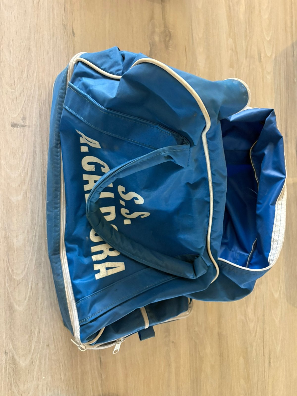 Sac de foot, Enlèvement, Comme neuf