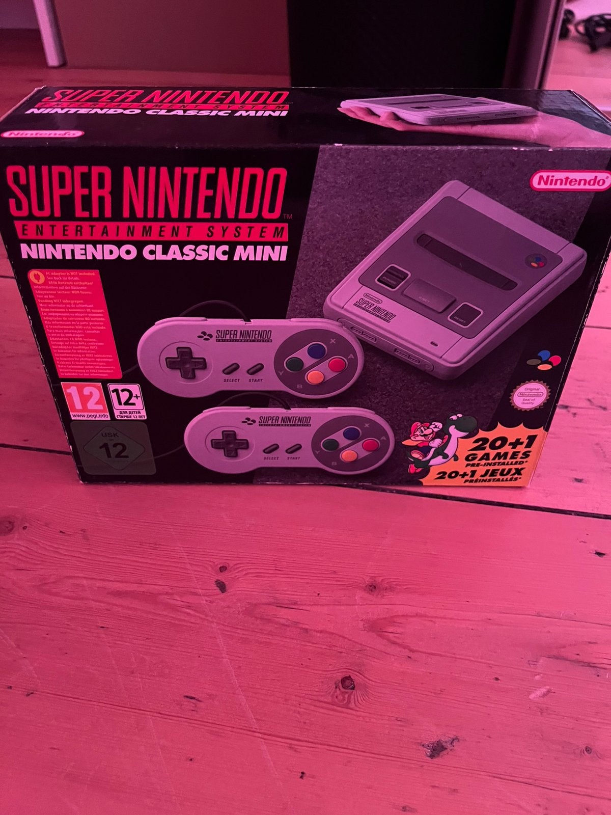 Nintendo SNES Mini + originele doos + extensiekabels, Ophalen of Verzenden, Zo goed als nieuw