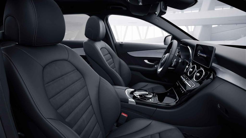 Mercedes-Benz C-klasse 300 e Break AMG Line | Verwarmde Zete, Auto's, Mercedes-Benz, Automaat, 4 cilinders, Plug-in hybride, Bedrijf