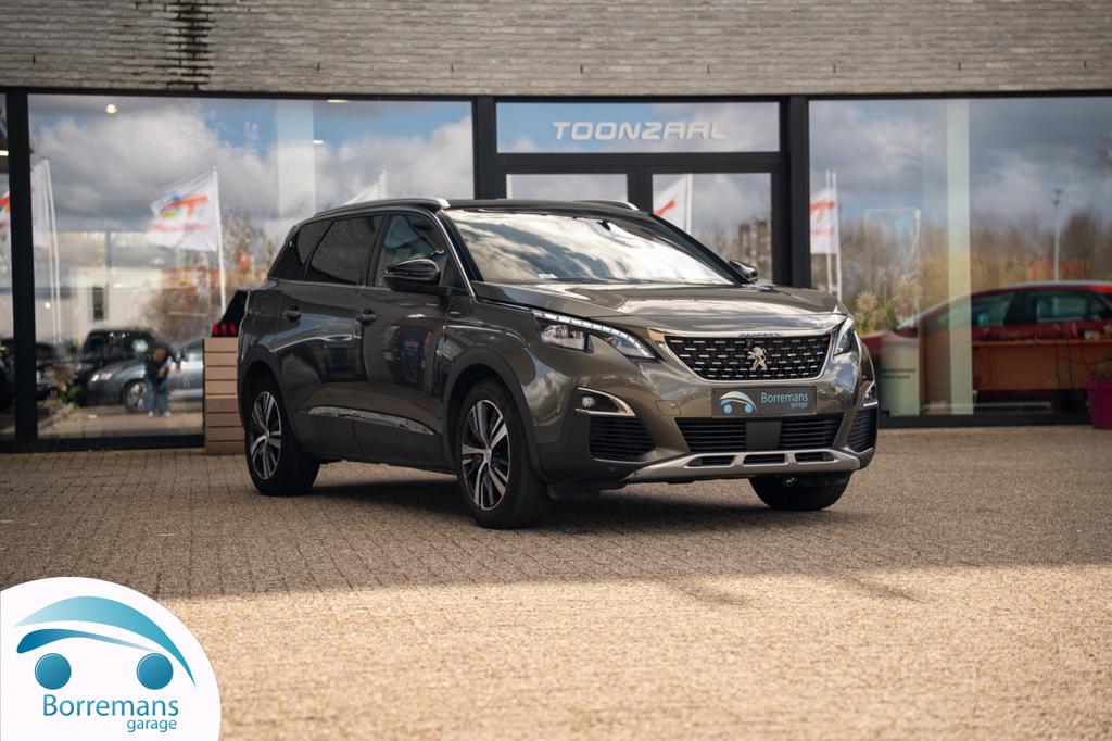 Peugeot 5008 AUTOMAAT GT LINE 7 PL  Trekhaak/Carplay/Camera, Auto's, Peugeot, 1199 cc, 0 kg, 7 zetels, 115 g/km