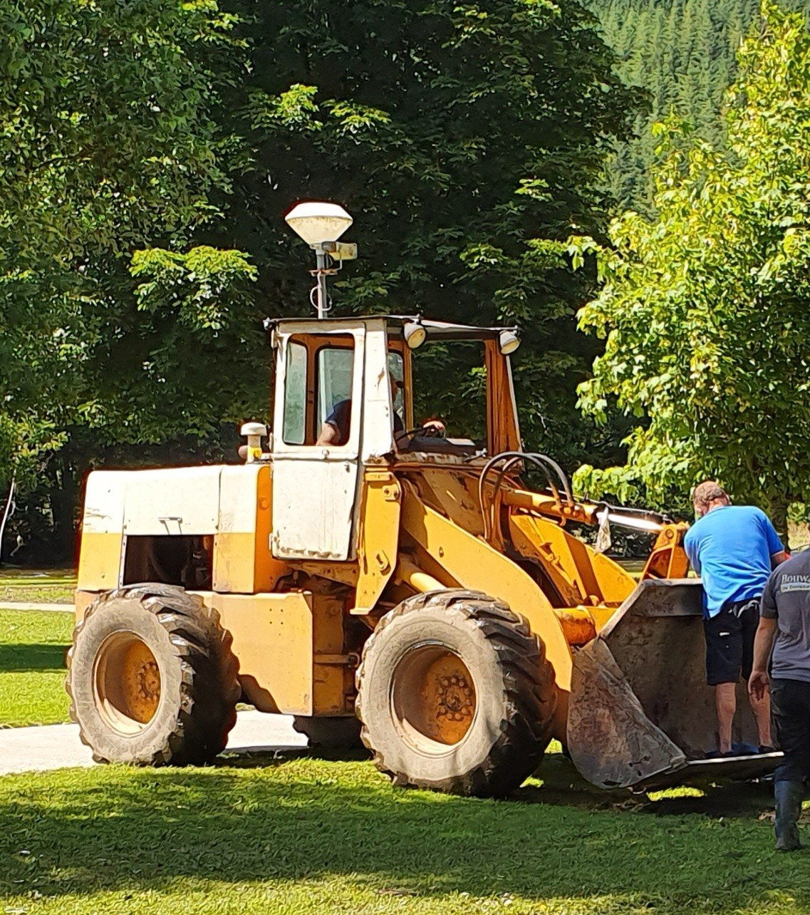 ancien bulldozer, Enlèvement