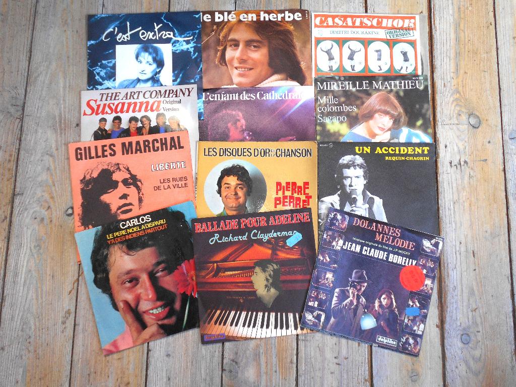 lot de 12 anciens disques vinyles 45 tours, Enlèvement ou Envoi, Utilisé