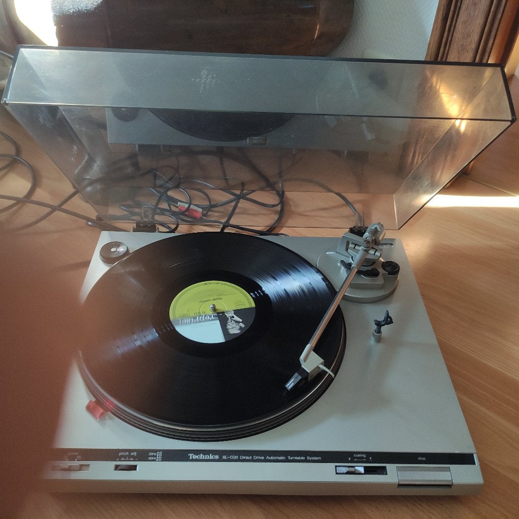 TECHNICS SL-D20, Pitch-regelaar, Ophalen of Verzenden, Zo goed als nieuw, Platenspeler