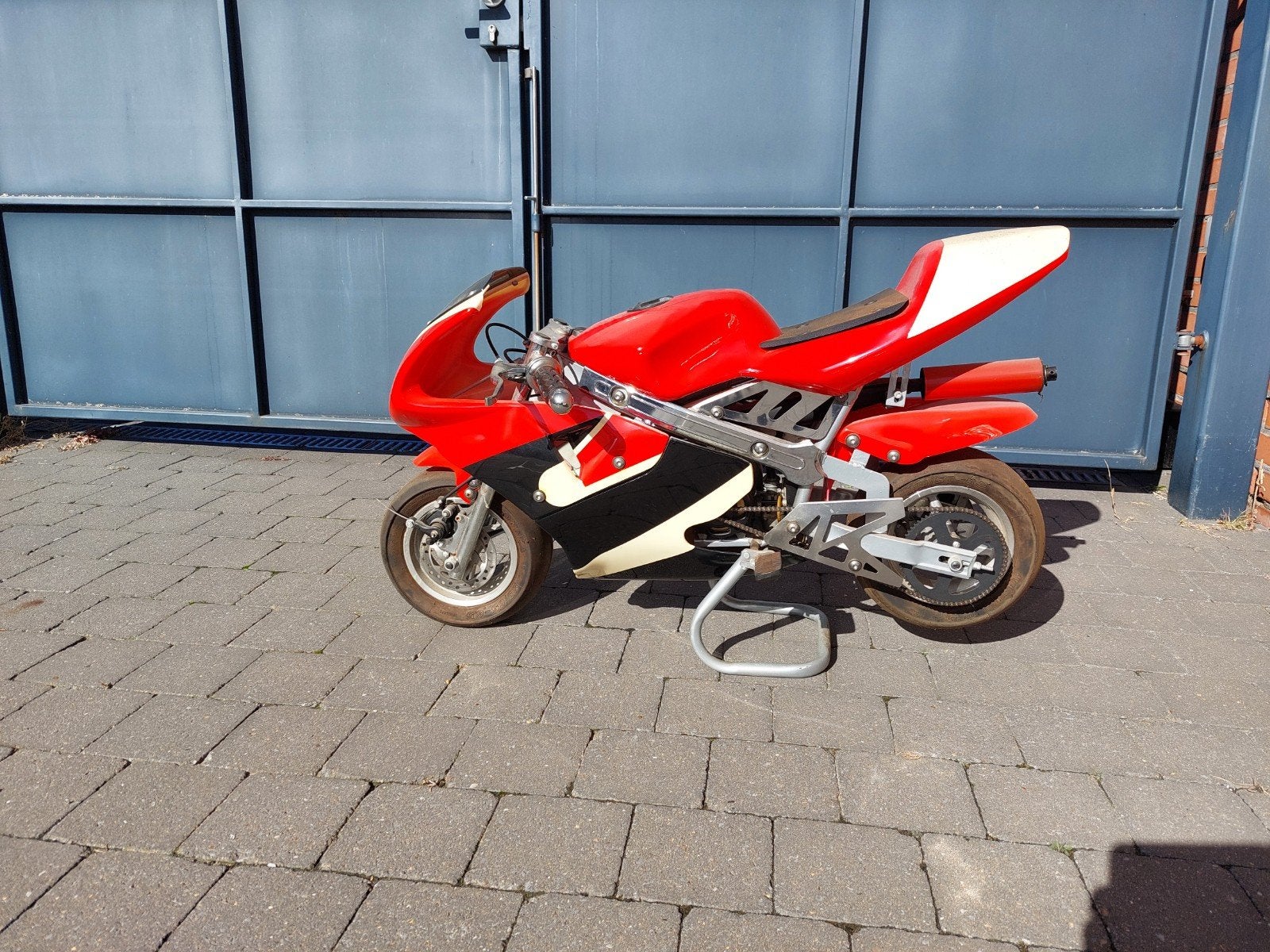 Pocketbike, Ophalen