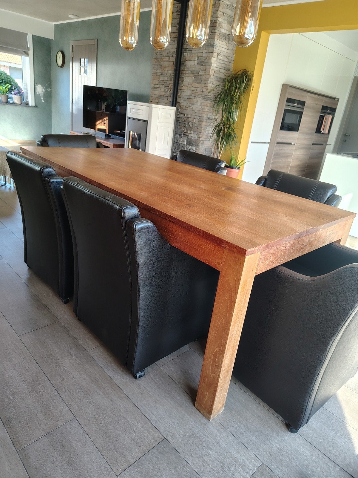 eetkamer, Ophalen, 6 tot 8 stoelen