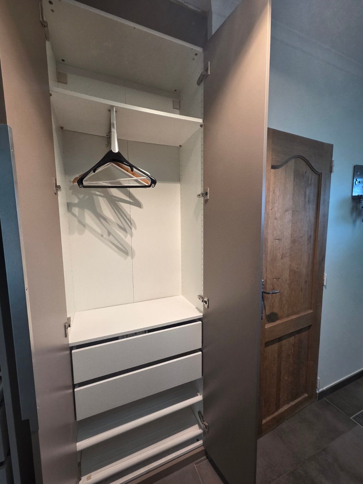 IKEA kast met maatwerk deuren voor dressing of hal 225x76x37, Ophalen, 200 cm of meer, 50 tot 100 cm, 25 tot 50 cm