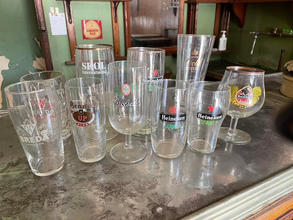 Lot van 26 bierglazen, Nederlandse brouwerijen, Verzamelen, Ophalen, Gebruikt, Bierglas