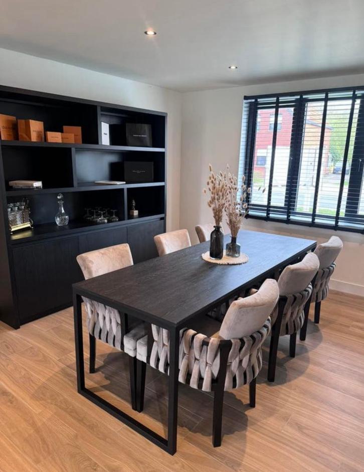 Tafel+stoelen, Ophalen, Zo goed als nieuw