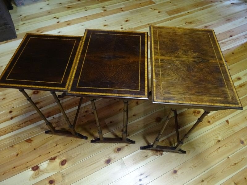 ⚠️ Tables gigognes antique., Antiquités & Art, Enlèvement