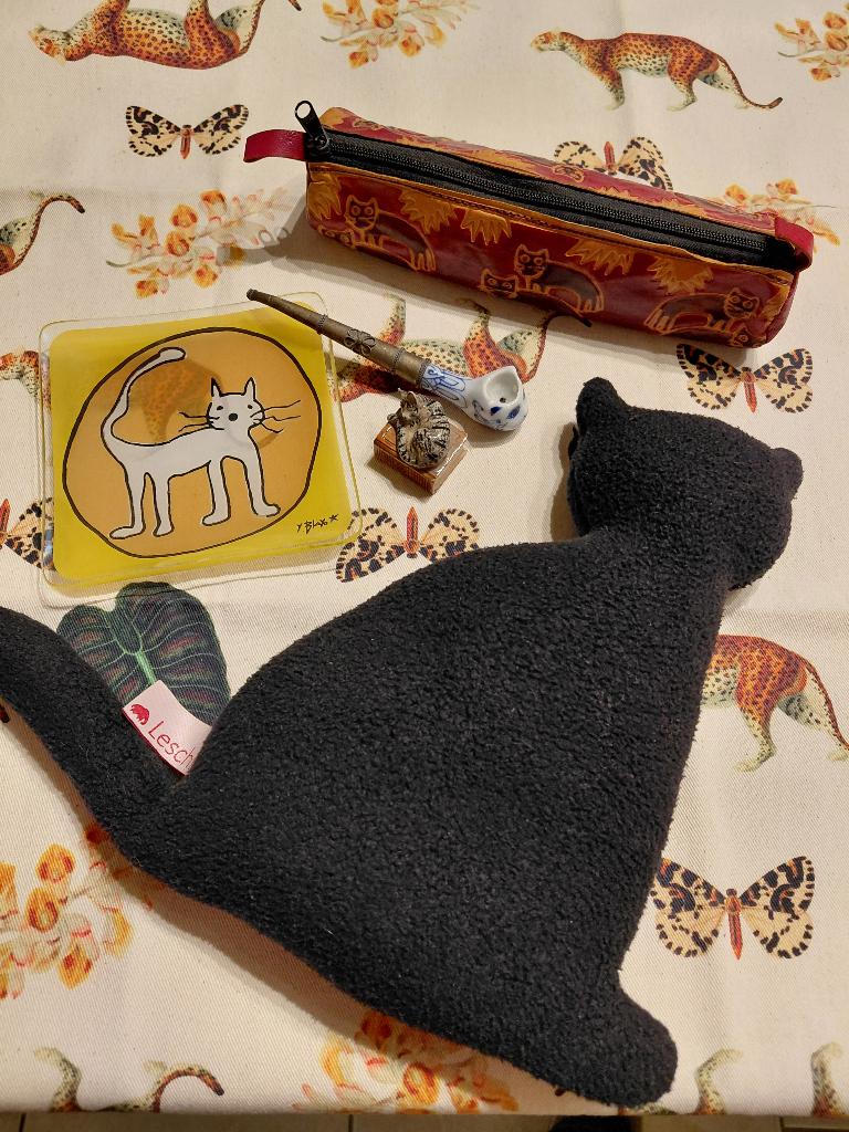5 poezen-items voor verzamelaar, Ophalen, Zo goed als nieuw, Hond of Kat, Overige typen