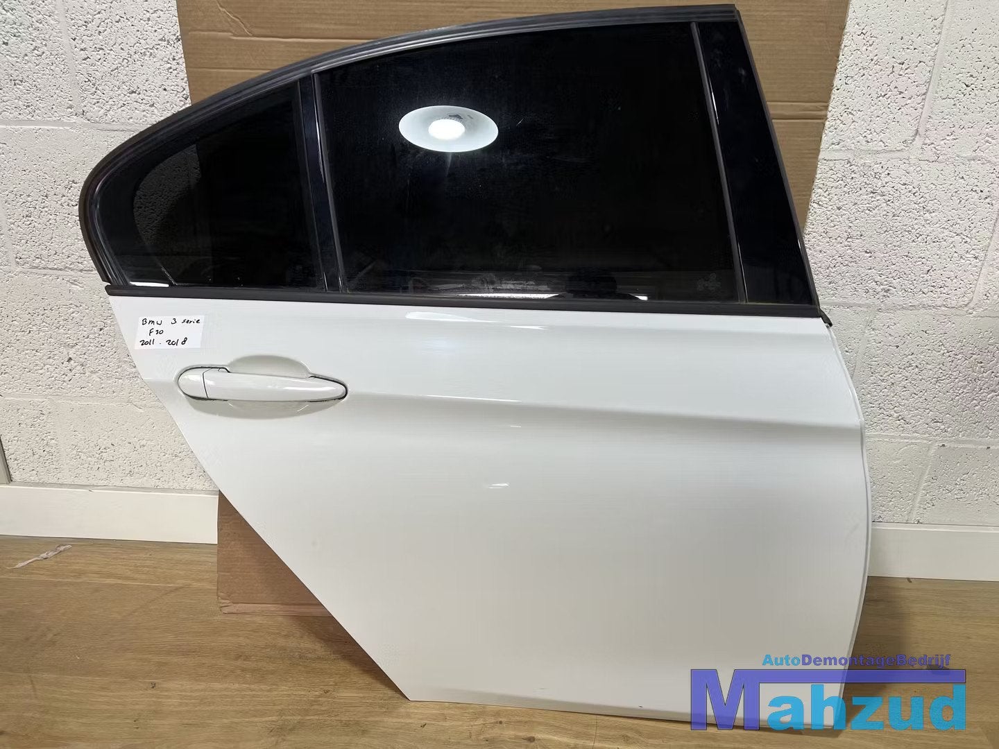 BMW 3 SERIE F30 Wit rechts achter deur portier 2011-2018, Petuelring 130
80788  Munich, DE, Info@bmw.de, Utilisé, Porte