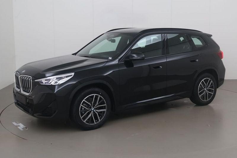 BMW X1 1.5ia sdrive18 136 AT, Auto's, BMW, Gebruikt, Zwart, 146 g/km, Bedrijf