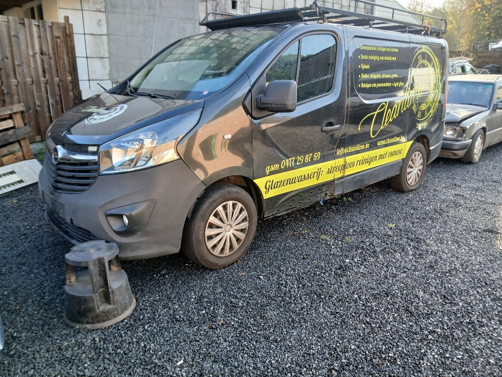 OPEL VIVARO, Autos, Euro 5, Achat, Entreprise, 1598 cm³