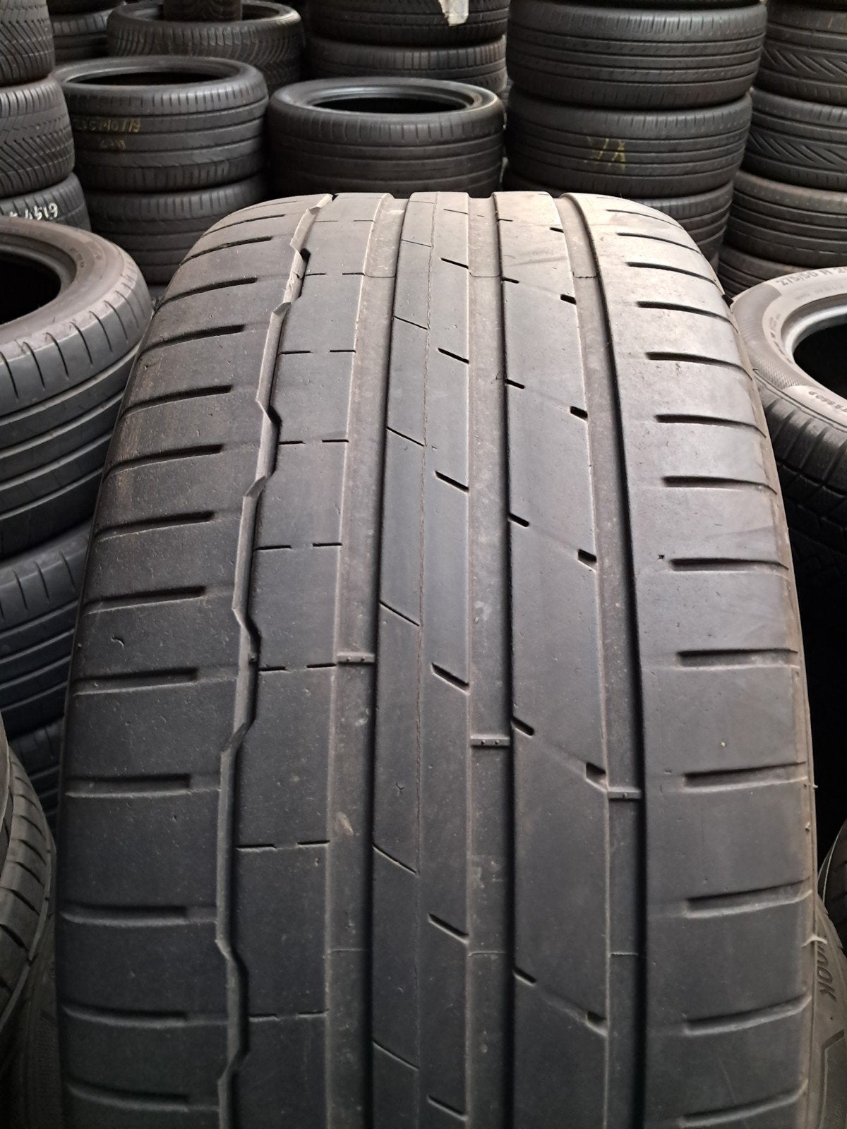 27545r20 275 45 r20 275/45/r20 PIRELLI avec montage et equil, Enlèvement ou Envoi