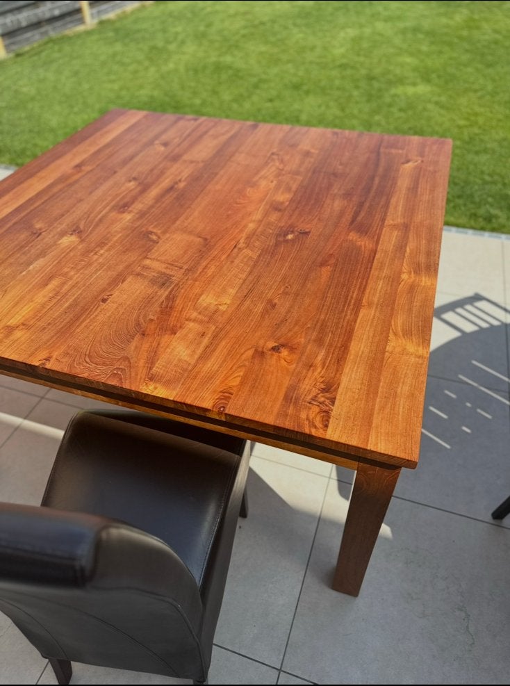 Massief houten eettafel 150x150 – vierkant, 8 personen, Ophalen, Zo goed als nieuw, Vierkant