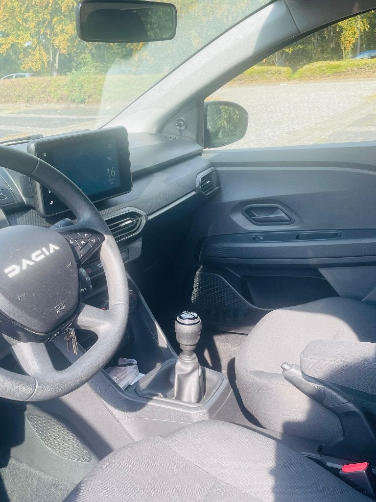 Dacia Sandero 2023, Autos, Dacia, Argent ou Gris, Achat, Boîte manuelle, Noir