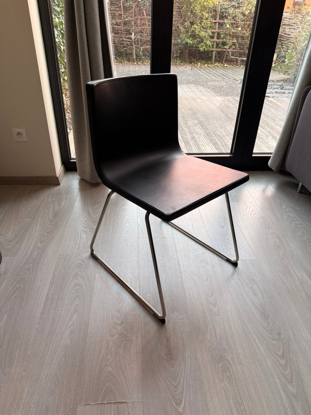 Stoel Ikea Bernhard, Huis en Inrichting, Ophalen, Gebruikt, Zwart, Leer