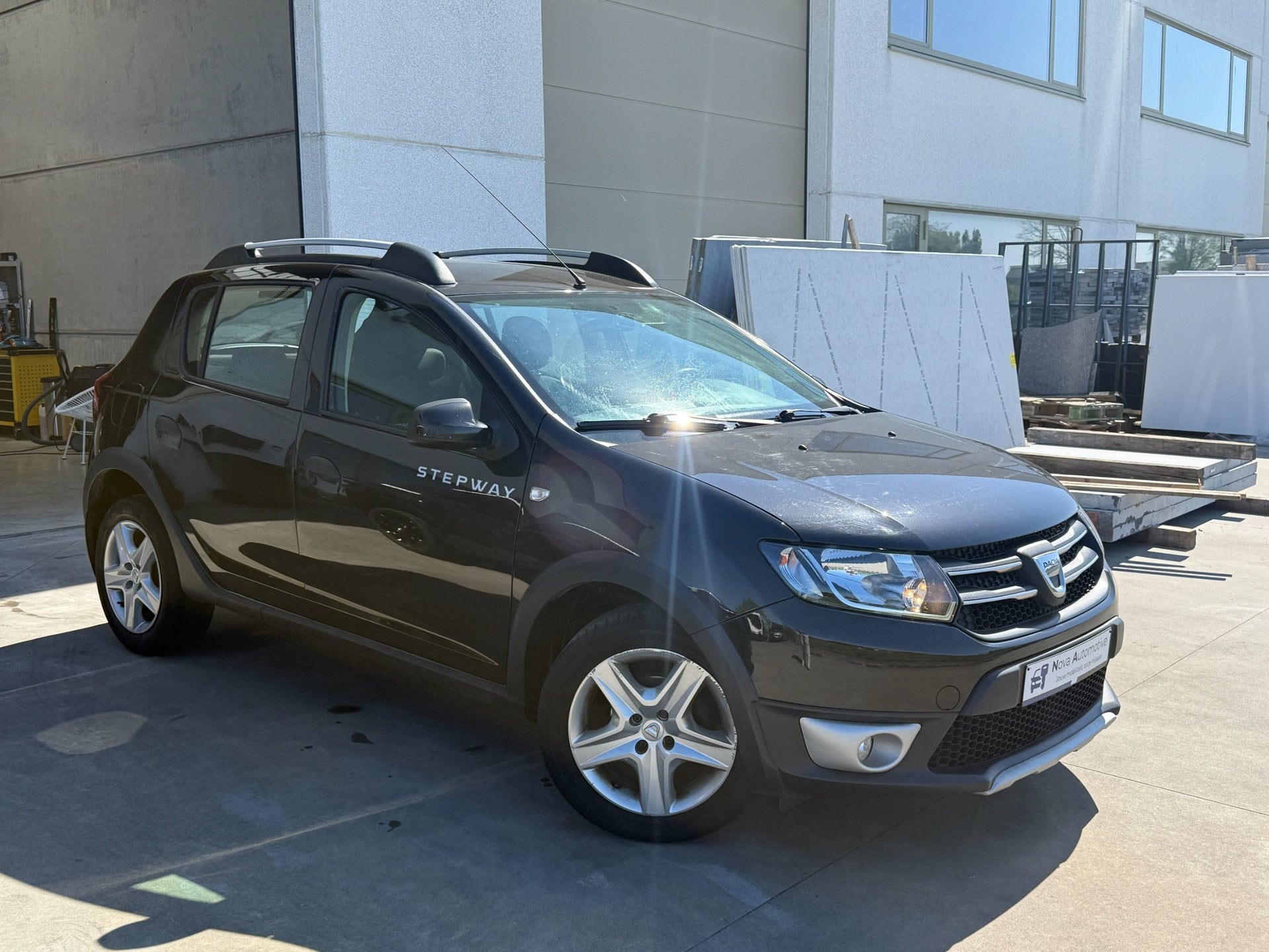 Dacia Sandero Stepway 0.9i, 2014, Airco, Navi, PDC + 12m Gar, Autos, Dacia, Euro 5, Achat, Entreprise, Boîte manuelle
