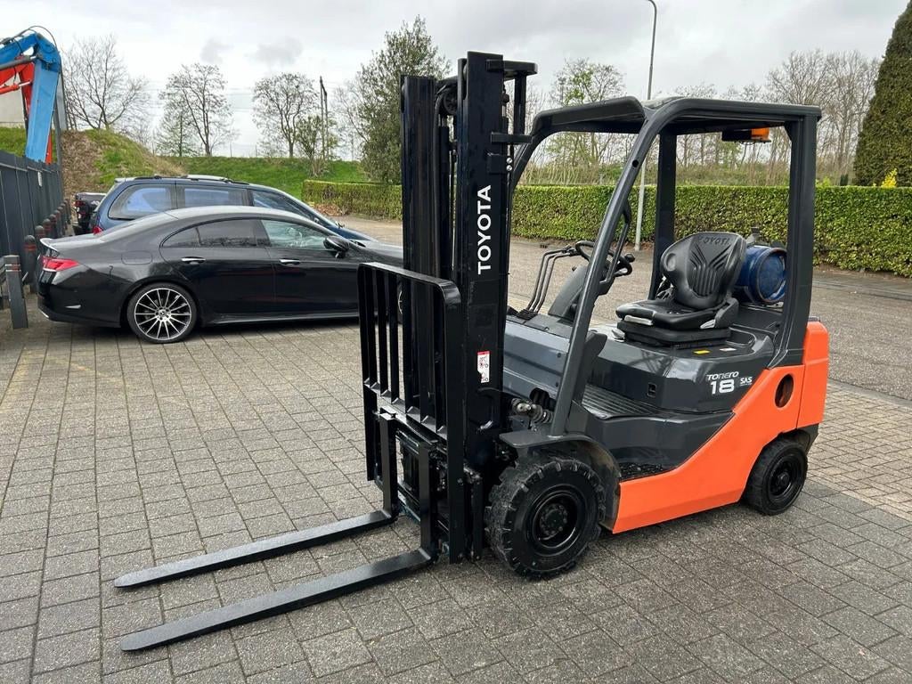 Toyota 02-8FGF18 Heftruck (bj 2013), Zakelijke goederen, 1000 tot 2000 kg, LPG, Heftruck, Toyota