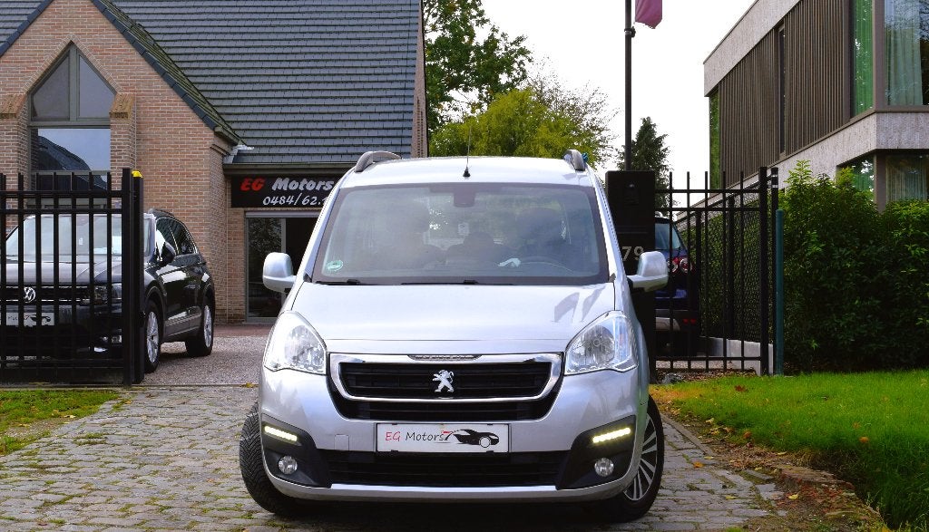 Peugeot Partner Tepee 1.6BlueHDi/HISTORY/GARANTIE, Auto's, Voorwielaandrijving, Euro 6, 4 cilinders, 1600 cc