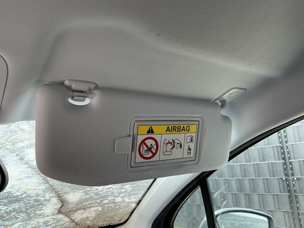 PARE-SOLEIL Peugeot 2008 (CU) (|16125932PR|), Kontakt-peugeot@peugeot.com, Utilisé, Peugeot Deutschland GmbH, Bahnhofsplatz
65423  Rüsselsheim, DE